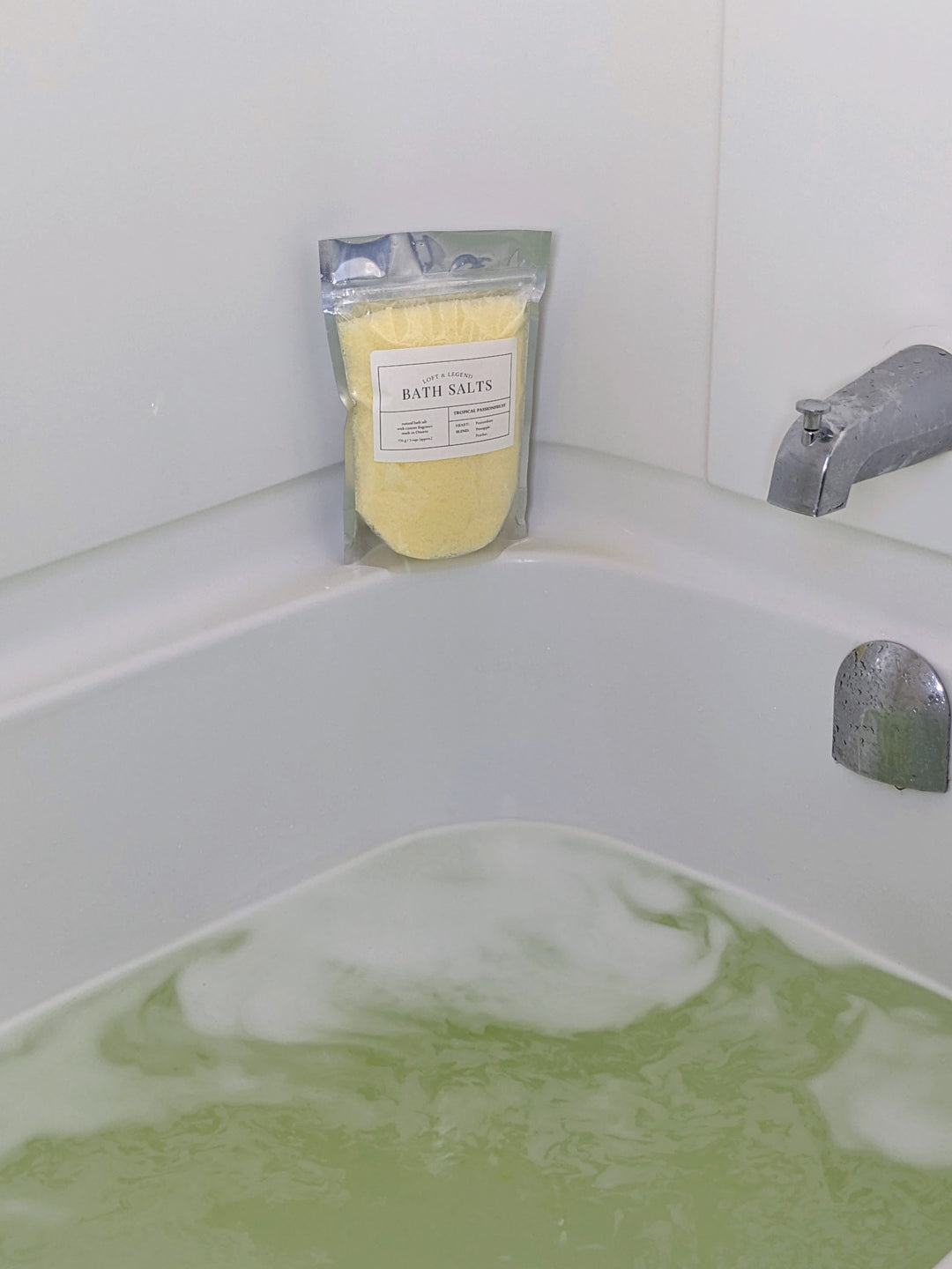 Tropical Passionfruit Bath Salts
